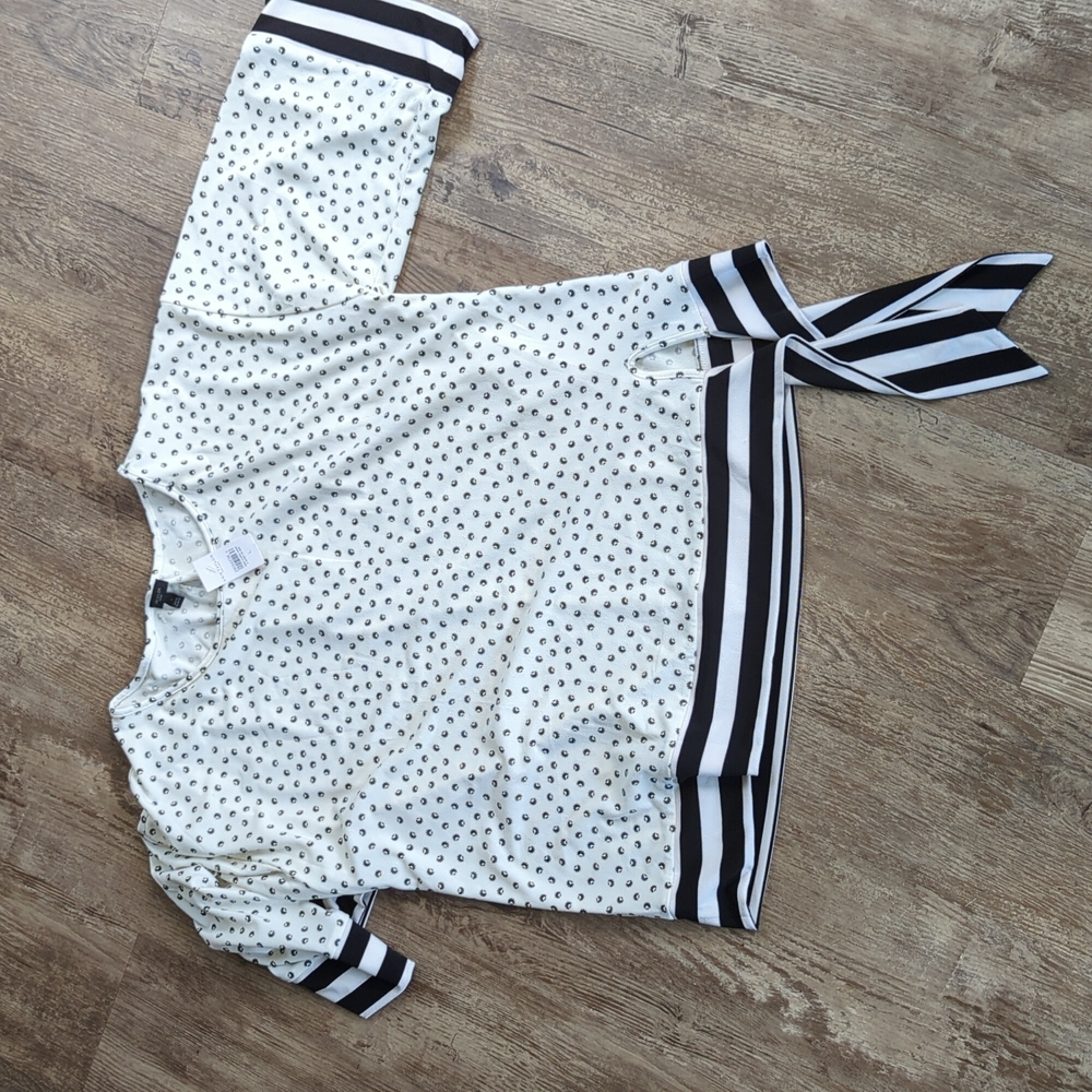 Ann Taylor factory top with self side tie